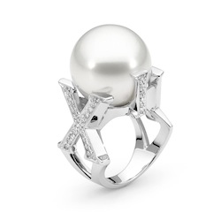 Jewels Connection Name of piece: 17 XVII