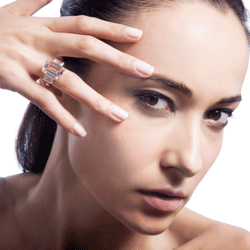 The fancy intense pink diamond ring