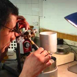 The Australian jewellery industry can't agree on a definition for fine jewellery