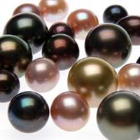 Various coloured pearls