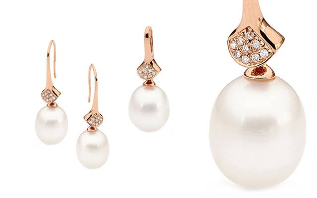 Ikecho Pearls' rose gold earrings