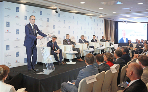Andrew Bone moderated panels at the RJC’s annual general meeting in Moscow, Russia earlier this year