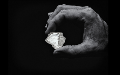 The largest diamond in the Diavik Stars of the Arctic Tender– the ‘Vega of the Arctic’, a 177.7-carat rough