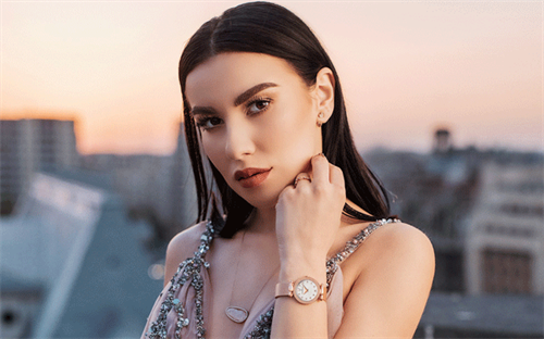 Swiss watch brand Claude Bernard is now distributed by West End Collection.