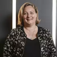 Leanne Kemp