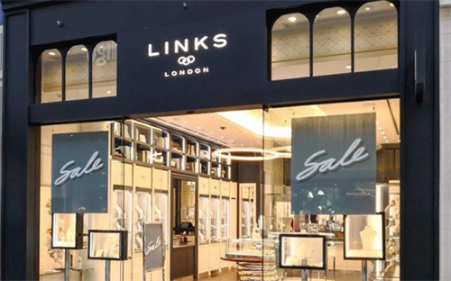 Jewellery retailer Links of London has collapsed in the UK.