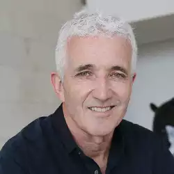 Headshot-Robert-Fyfe-Chair-Micheal-Hill