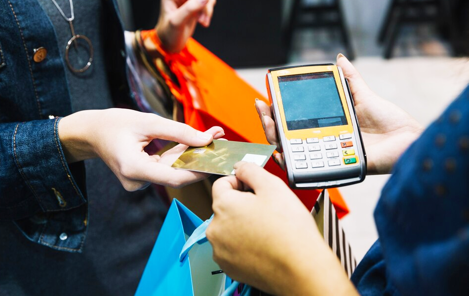The Australian Competition and Consumer Commission (ACCC) has highlighted two key areas of enforcement over the coming year and is encouraging retailers to review their business to ensure compliance. | Source: Freepik