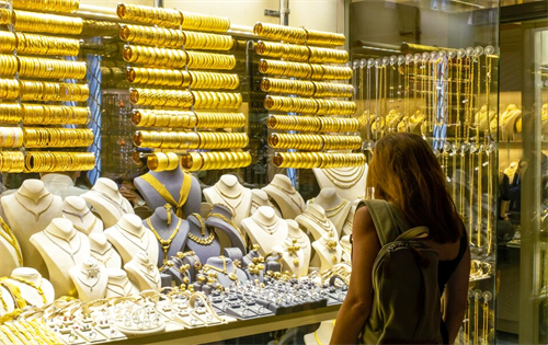 A special report on the impact of rising gold prices has provided perspective from the Australian jewellery industry. | Source: Freepik