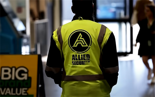 A startling amount of crime in New Zealand targeting retailers is never reported to the police, according to a recent report. | Source: Stuff/Three News