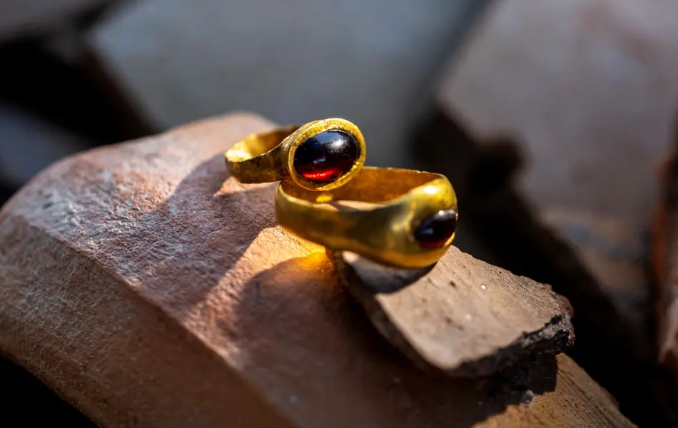 Archaeologists in Jerusalem have announced the discovery of a gold ring believed to be 2,300 years old. | Source: New York Post