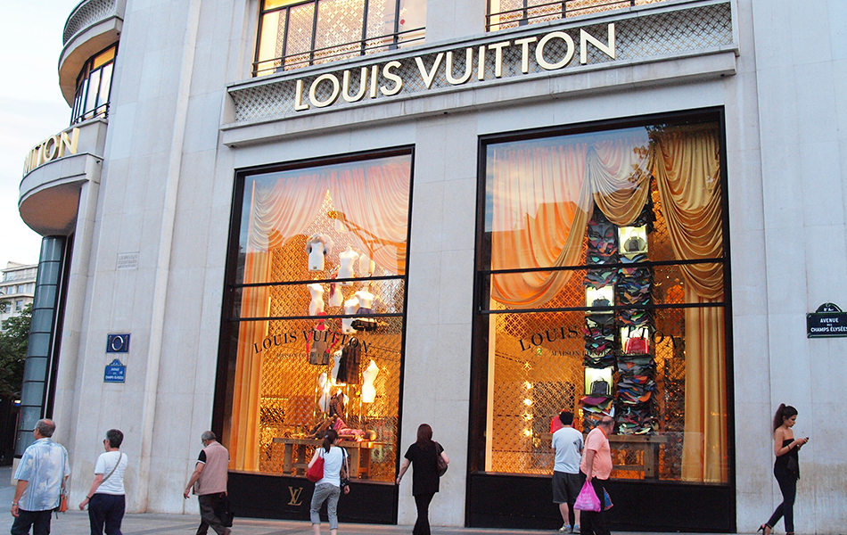 A special report has detailed the many ways luxury leader Louis Vuitton Moët Hennessy (LVMH) has embraced Artificial Intelligence (AI) amid declines in consumer spending. | Source: Wikimedia Commons