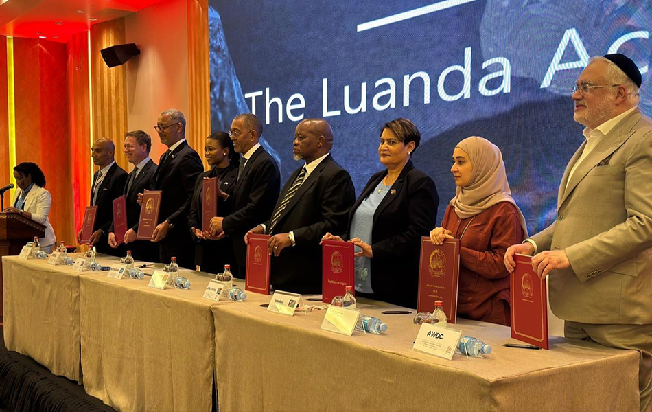 An agreement has been reached in the international diamond industry to create a collective marketing fund to support natural diamonds. | Source: Dubai Diamond Exchange