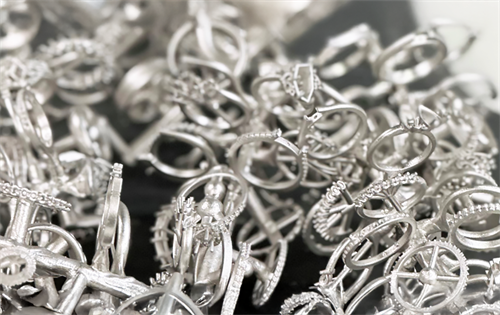 Each year at the International Jewellery Fair in Sydney, the unveiling of new products and services is a centrepiece of the industry’s largest annual gathering. This August, Chemgold will showcase its newest platinum casting technology. | Source: Chemgold