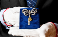 A special exhibition featuring the fashion and jewellery of Marie Antoinette will begin at London’s Victoria and Albert Museum in September. | Source: WWD