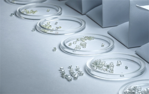 As the natural and lab-created diamond debate continues to swirl, the International Gemological Institute (IGI) has reaffirmed its commitment to grading lab-created diamonds. | Source: IGI