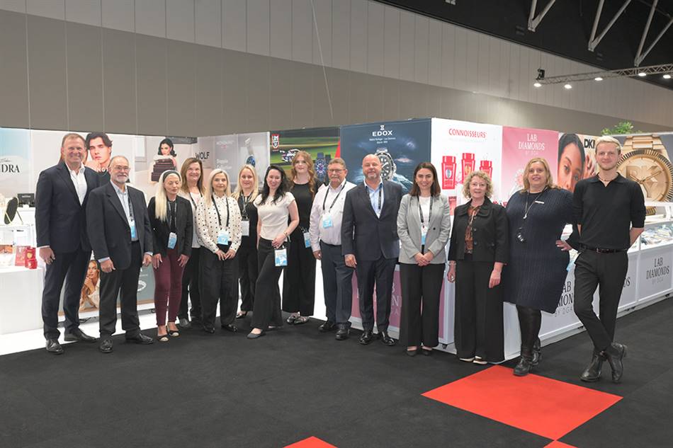 The team at Duraflex Group Australia.