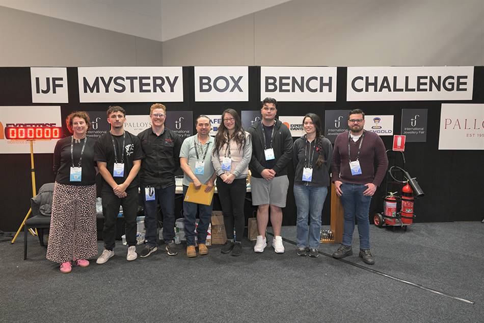 The action-packed Mystery Box Bench Challenge made a triumphant return to the Sydney Fair.