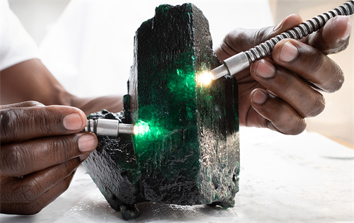 Colour gemstone producer Gemfields has showcased a remarkable 11,685-carat emerald that was discovered at the Kagem mine in Zambia earlier this month. | Source: Gemfields