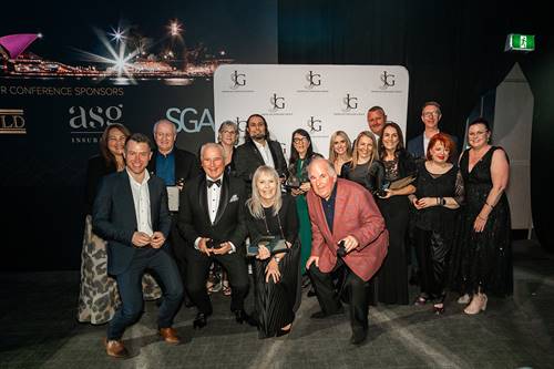 Showcase Jewellers honoured long-term members at this year’s Gala Dinner in Sydney.