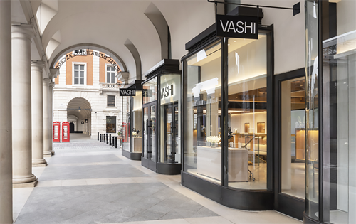 The controversy surrounding the collapse of UK diamond jewellery chain Vashi continues this week as a whistleblower reveals that warnings about the company were issued to authorities years in advance. | Source: Professional Jeweller
