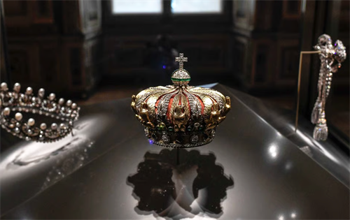 The crown of Empress Eugénie is displayed at the Louvre Museum in January 2020. French media reported the crown had been recovered after the robbery on Sunday, but suffered damage. | Source: CNN/Stephanie de Sakutin/AFP/Getty Images