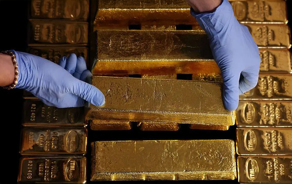 A special report has highlighted increasing concerns in the jewellery industry surrounding the skyrocketing price of gold. | Source: BBC