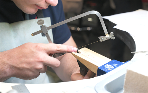 There’s been a significant victory in the campaign to ease the pressures of rising demand and secure a brighter future of the Australian jewellery industry. 