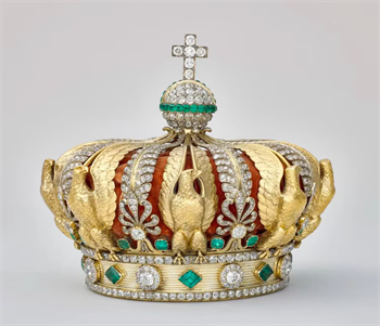 A crown of Empress Eugenie was found damaged outside the Louvre in Paris following a heist at the museum, Oct. 19, 2025. | Source: ABC News/Musée du Louvre/Stéphane Maréchalle