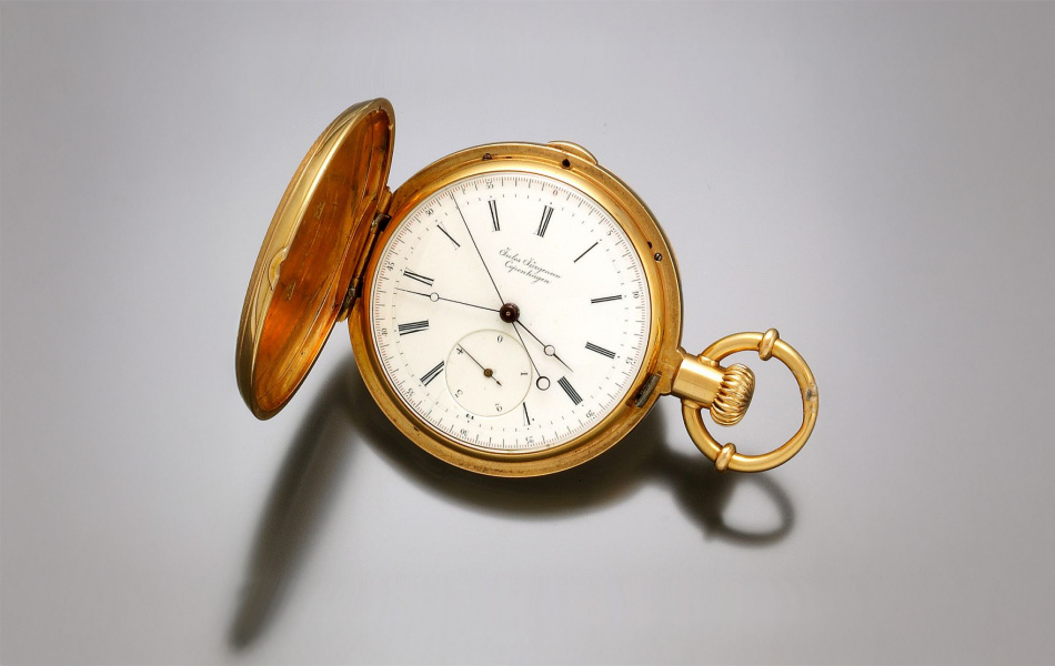 A gold pocket watch recovered after the tragic sinking of the RMS Titanic has been sold for a record price. | Source: Ashland Watches & Jewelry