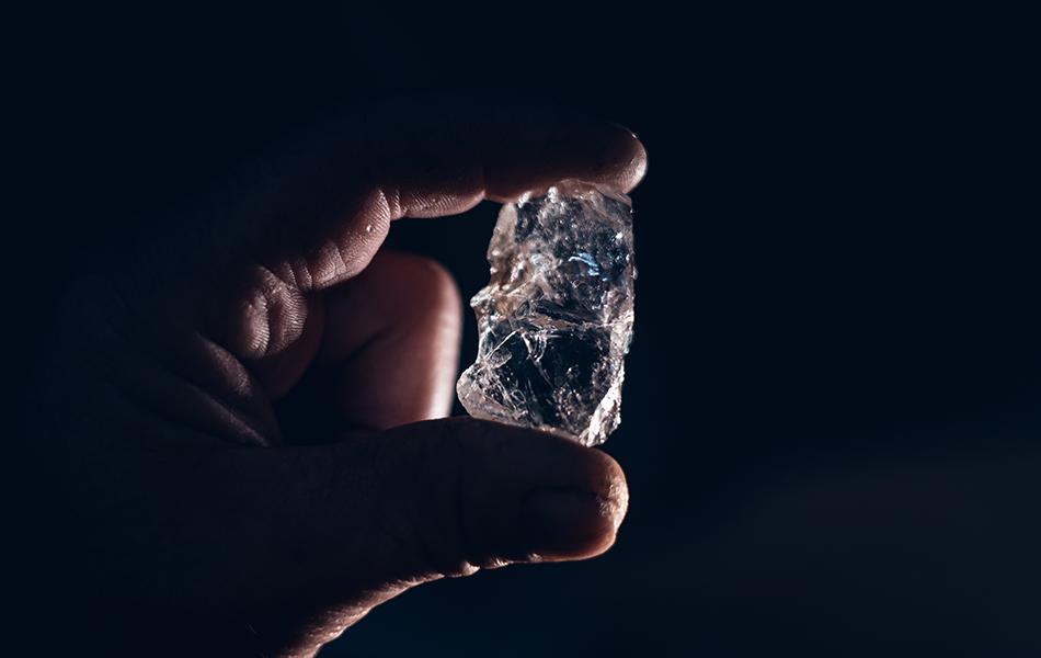 The Indian gem and jewellery industry has successfully lobbied for the introduction of a national standard governing diamond terminology, reserving the term ‘diamond’ exclusively for natural diamonds and requiring explicit disclosure for laboratory-grown alternatives. | Source: Shutterstock