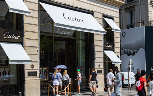 Swiss luxury goods company Richemont has reported positive sales among its jewellery brands during the third quarter of the financial year. | Source: Shutterstock
