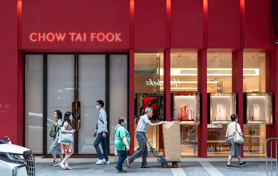 Hong Kong-based jewellery retailer Chow Tai Fook reported higher retail sales in its latest report, indicating a recovery in consumer demand. | Source: Jing Daily/Getty Images