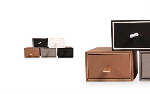 Servicing the Australian jewellery industry for 50+ years. Offering the largest range of premium jewellery packaging and display products. | Source: Ayres Packaging & Display
