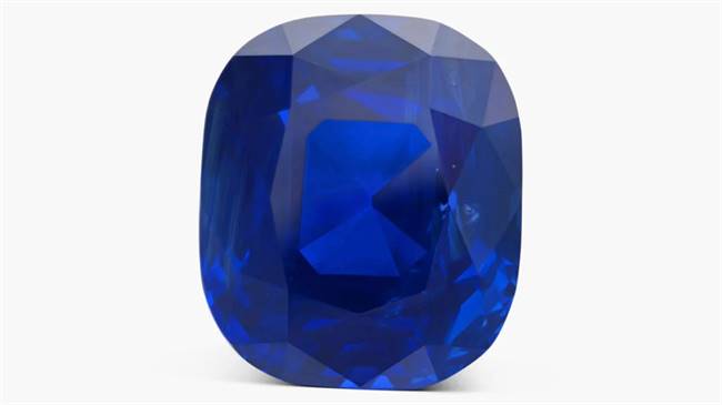 102.40-carat Ceylon sapphire known as The Peacock of Ceylon. | Source: Sotheby
