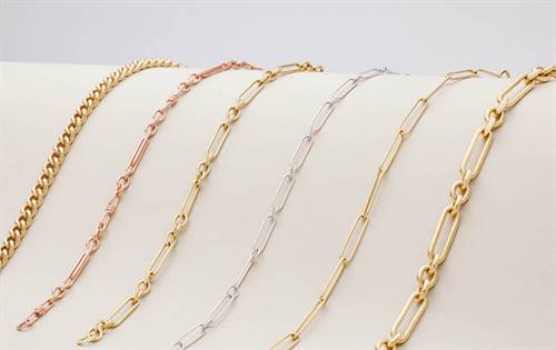 NZ-made with highest quality metals & expert technique. Made-to-order, hand-assembled chains with utmost attention to detail & care. | Source: Morris & Watson