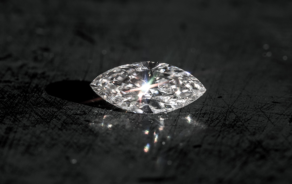 The Gemological Institute of America (GIA) has confirmed plans to introduce cut grades for marquise, oval, and pear-shaped diamonds next year. | Source: Shutterstock