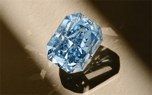 A remarkable fancy colour blue diamond was the star of the show at a recent jewellery auction in New York. | Source: Only Natural Diamonds/Sotheby's