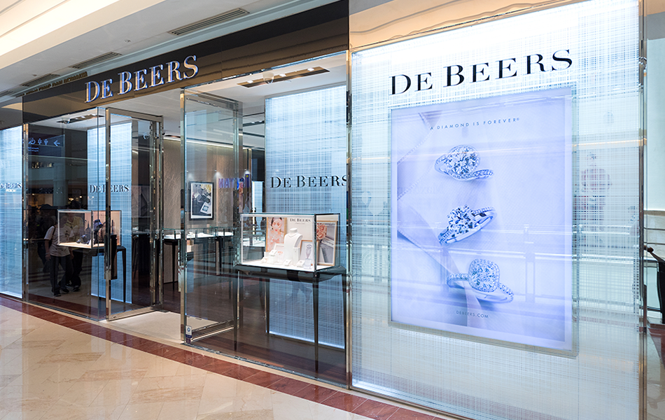 The eagerly anticipated sale of the De Beers Group, the world’s largest diamond producer, could happen in a matter of weeks. | Source: Shutterstock