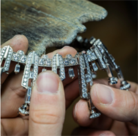 Assembling of the structure of the necklace