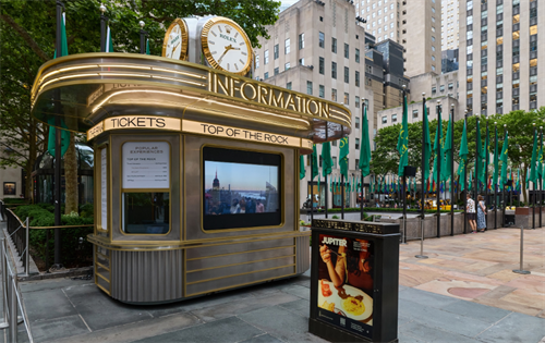 A gigantic Rolex clock has been unveiled at the iconic Rockefeller Centre in New York City. | Source: Troy Barmore