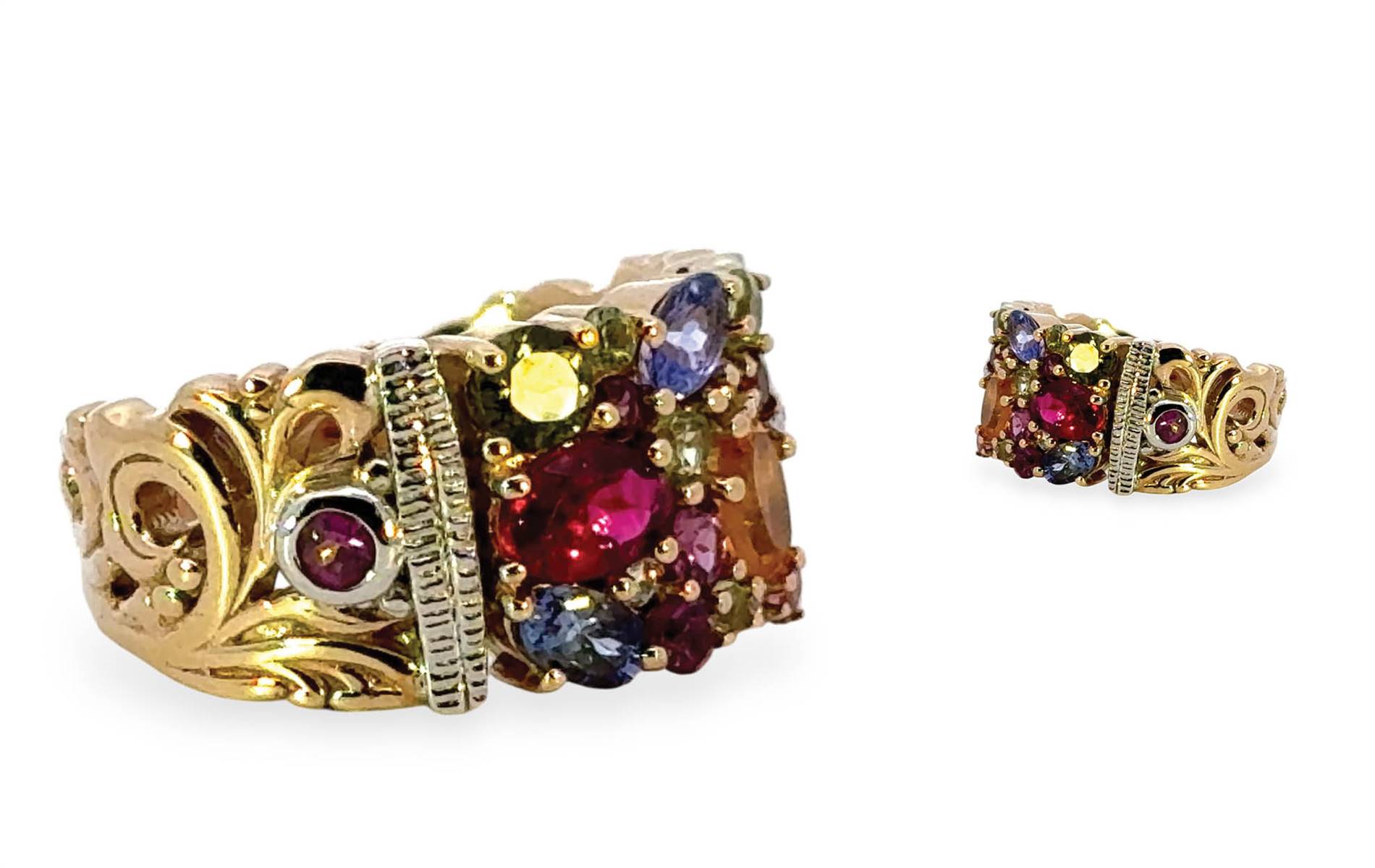 Beautifully crafted pieces using the finest precious metals and gemstones.| Souce: Himalayan Treasures