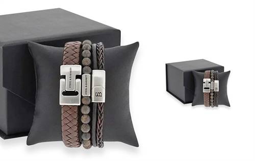 Dutch-Belgian design — watches, jewellery and accessories, quality craftsmanship and accessible luxury. | Souce: OOZOO / Steel & Barnett