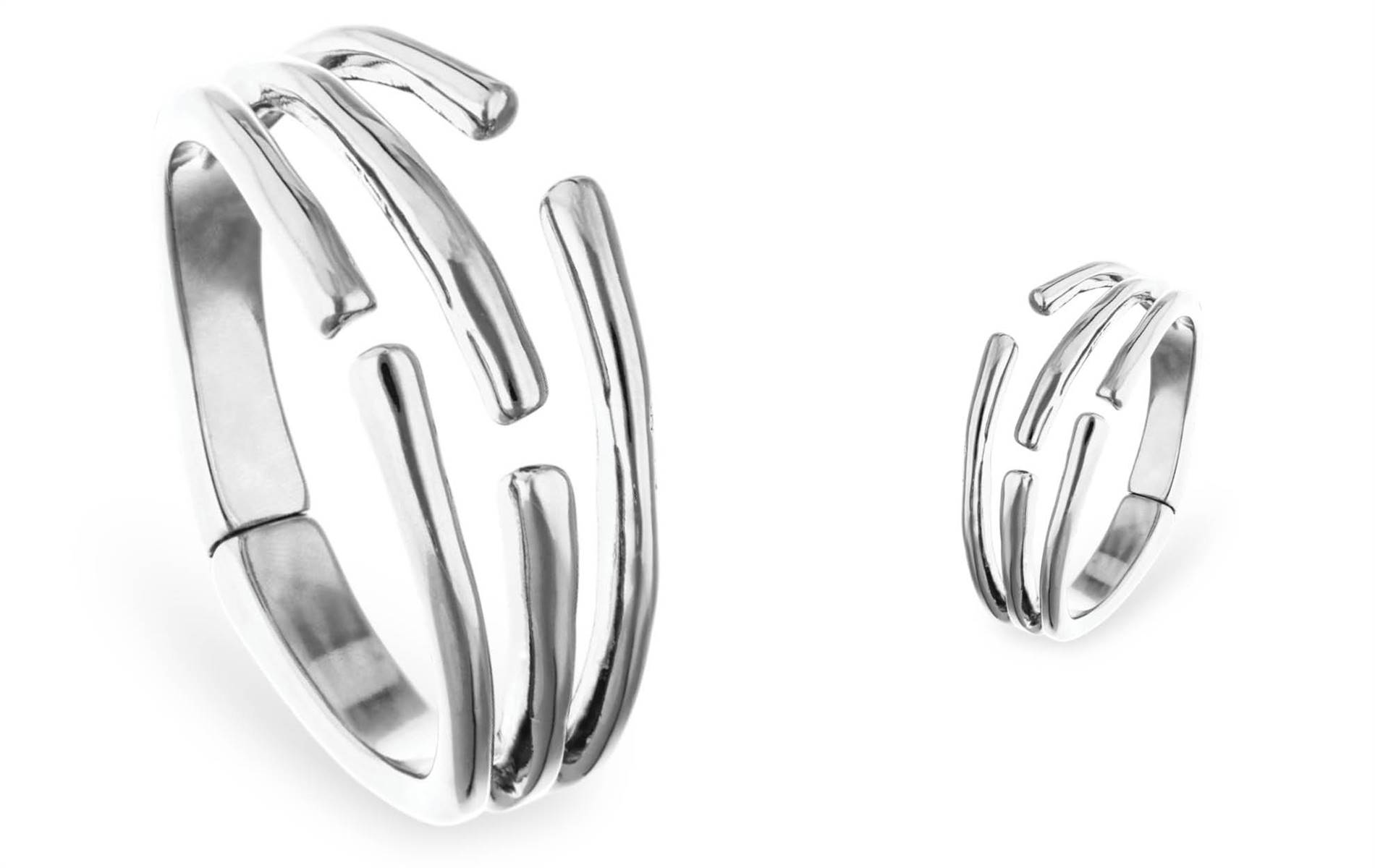 Bold, iconic handmade silver and gold-plated jewellery — unique organic statement designs. | Source: UNOde50