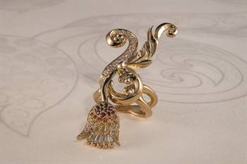 Bell: Designed after the Australian Christmas Bell flower, with 50 Argyle diamonds, as well as Australian sapphires and garnets.