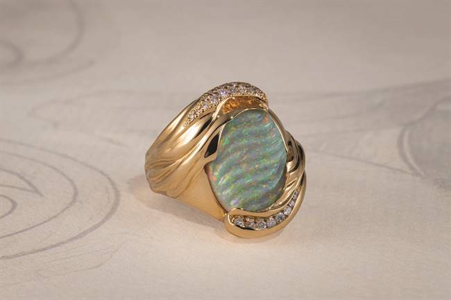 Tide: A South Australian opal features a ripple effect and is described as reflecting a business that continues to evolve.