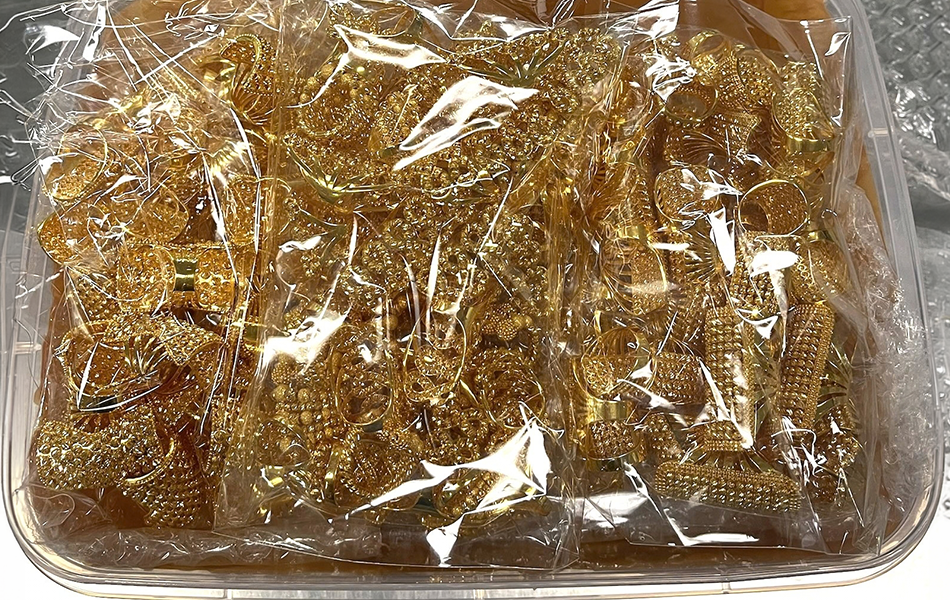 Earlier this month, a traveller was busted at a Sydney airport attempting to smuggle more than $1 million worth of gold jewellery into the country. | Source: Australian Border Force (ABF)