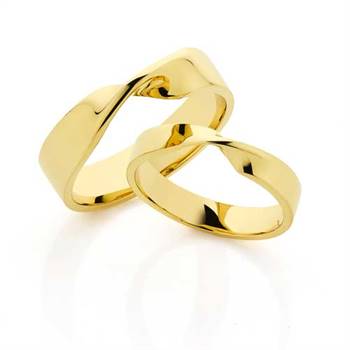 Worth & Douglas Mobius ring