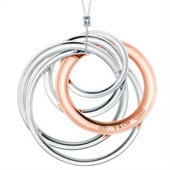 Rubedo pendant