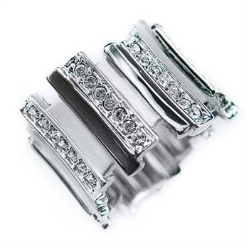 Crystalp ring